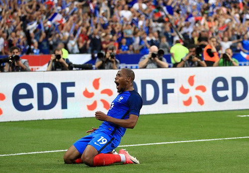Hậu vệ ghi b&agrave;n, Ph&aacute;p hạ nhục tuyển Anh ở Stade de France - Ảnh 6.