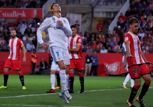 Ronaldo lại im tiếng, Real Madrid thua sốc tí hon Girona - Ảnh 7.