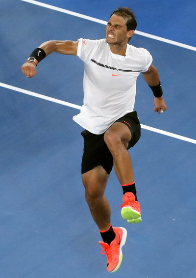 Nadal mạnh mẽ tiến v&agrave;o tứ kết