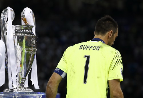 Chung kết Champions League: Nước mắt Buffon và kỷ lục Ronaldo