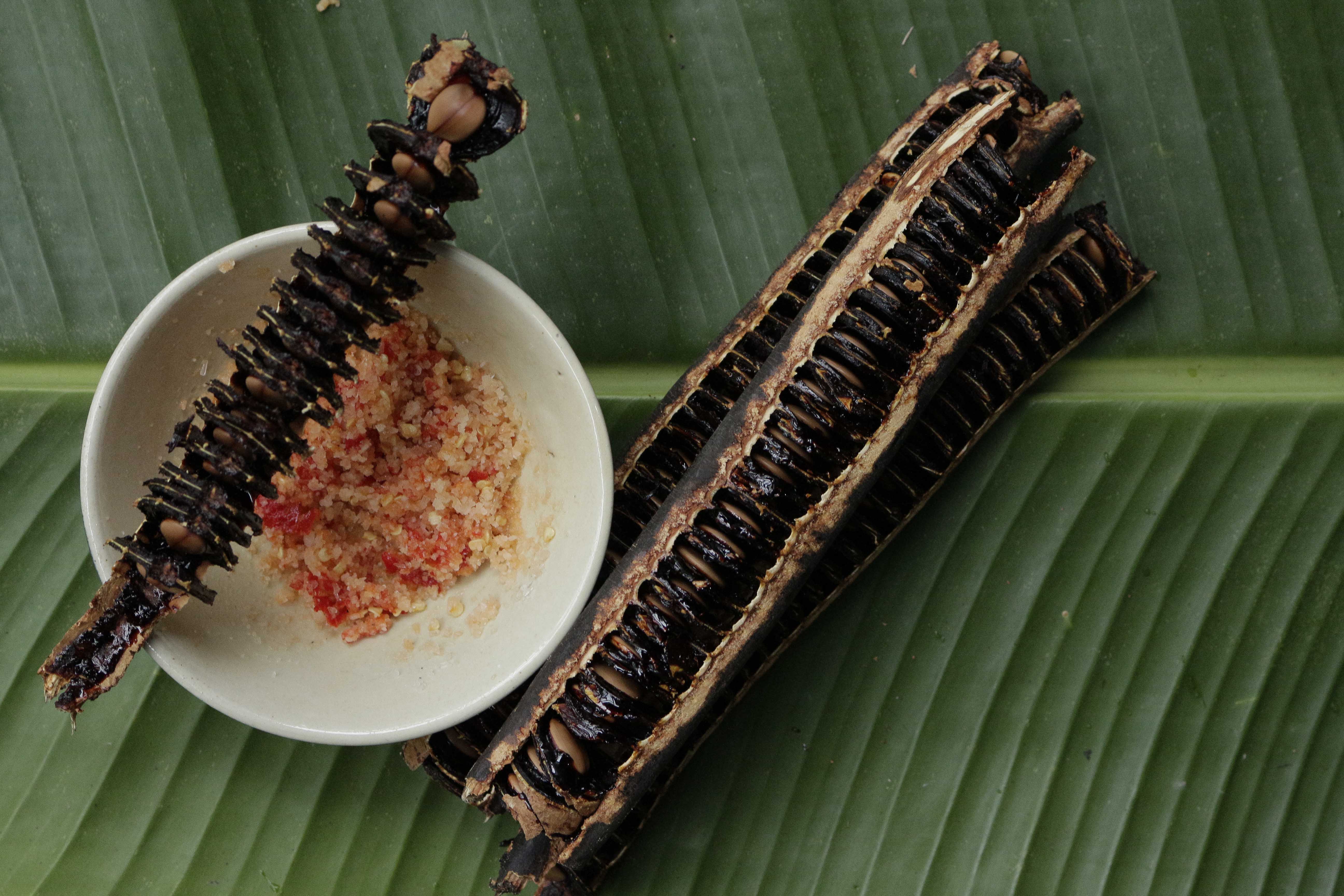 
Những b&agrave; vợ biết l&agrave;m ch&eacute;n muối ớt cho &ocirc; m&ocirc;i đủ vị của cuộc đời thường được c&aacute;c bạn nhậu của chồng hết lời t&aacute;n thưởng
