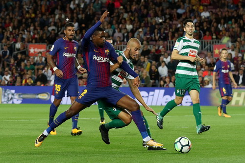 Si&ecirc;u nh&acirc;n Messi đ&aacute;nh poker, Barcelona thắng đậm ở Nou Camp - Ảnh 2.