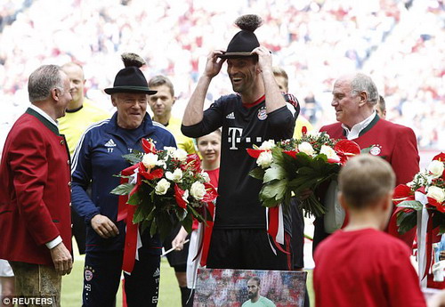 Bayern Munich giã biệt Lahm và Alonso - Ảnh 6.