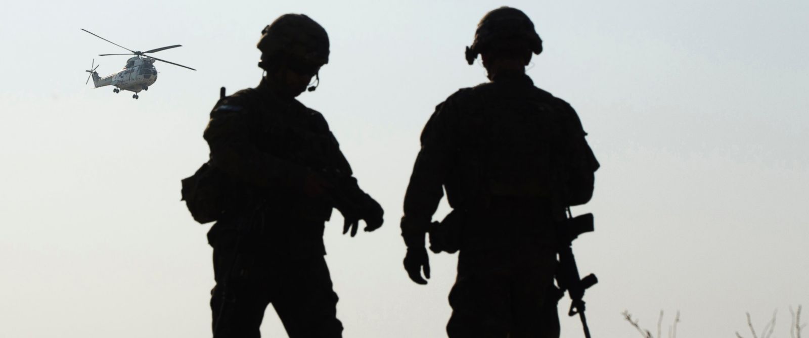 Lính Taliban bắn chết 3 biệt kích Mỹ