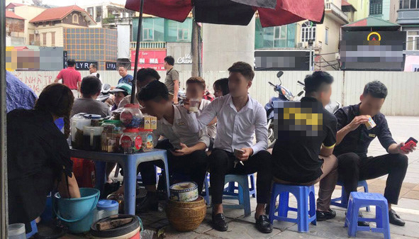 Điều tra vụ dàn dựng clip "dùng nước rửa chân bán trà đá"