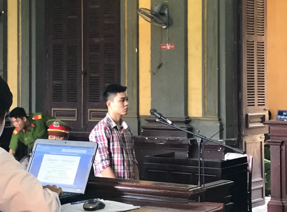 Bị đâm chết sau câu hỏi "tại sao?"
