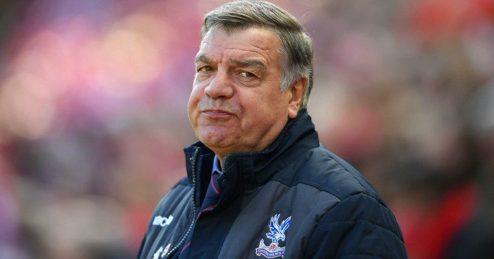 HLV Sam Allardyce bất ngờ giải nghệ