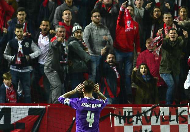 Zidane chỉ trích fan Sevilla làm tổn thương Ramos