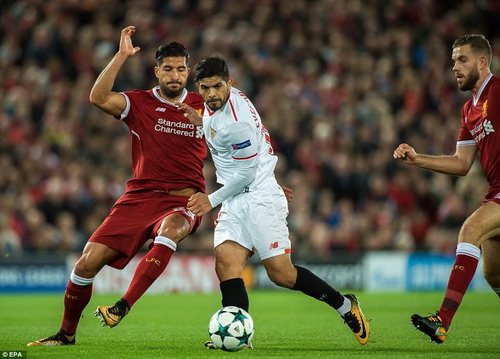 Công làm thủ phá, Liverpool mất thắng ở Anfield