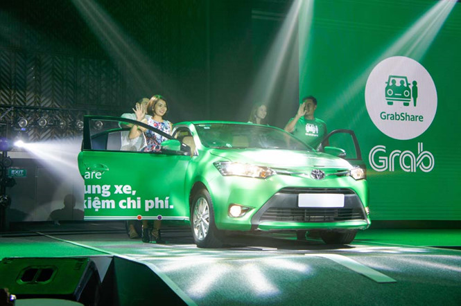 Gay cấn 'cuộc chiến' taxi giá rẻ