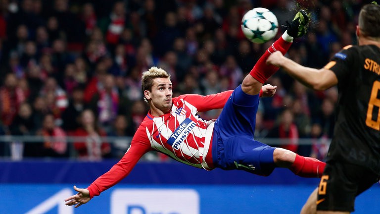 Bàn thắng nào đẹp nhất lượt trận thứ 5 vòng bảng Champions League?