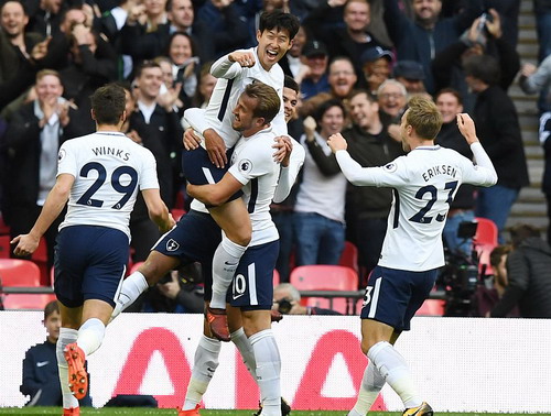 Kane lập cú đúp, Tottenham đại phá Liverpool