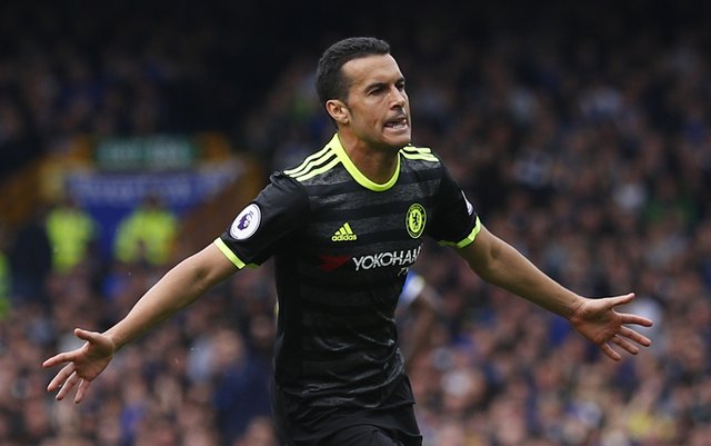 Chelsea thắng tưng bừng, Man City hòa vất vả