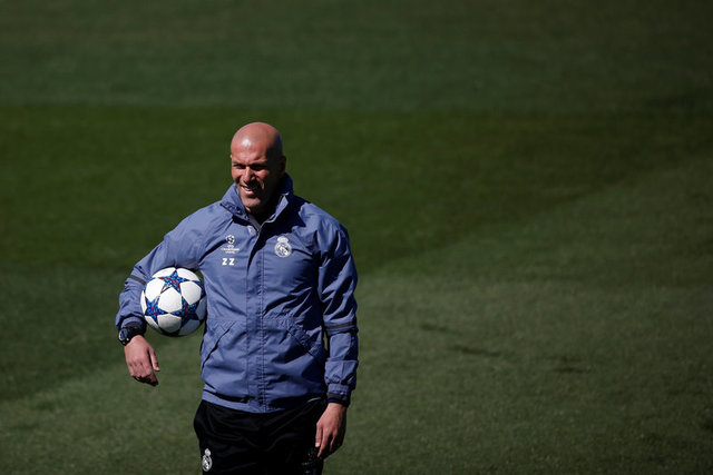 
HLV Zidane tự tin trước trận tiếp Atletico d&ugrave; c&oacute; phần lo lắng
