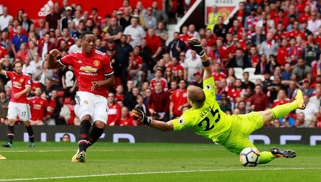 Lukaku lập c&uacute; đ&uacute;p, M.U thắng tưng bừng West Ham - Ảnh 3.