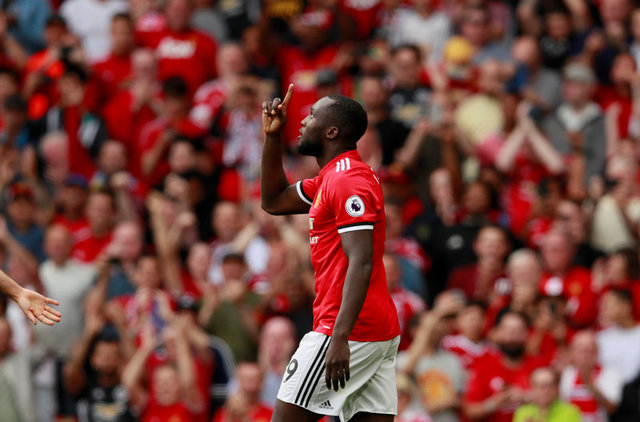 Lukaku lập cú đúp, M.U thắng tưng bừng West Ham
