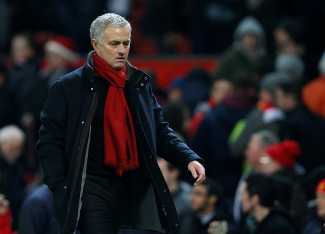 Xài 300 triệu bảng/2 mùa, Mourinho vẫn chê ít