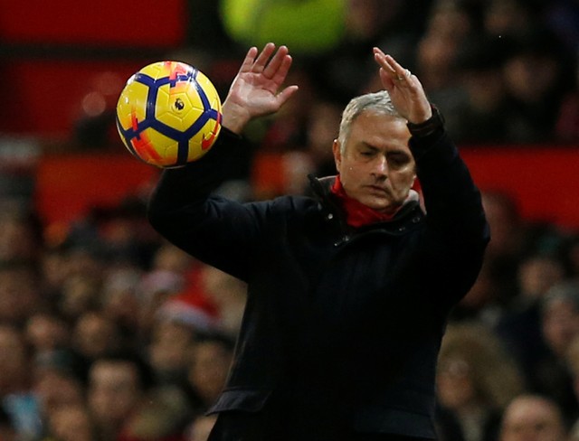 X&agrave;i 300 triệu bảng/2 m&ugrave;a, Mourinho vẫn ch&ecirc; &iacute;t - Ảnh 3.