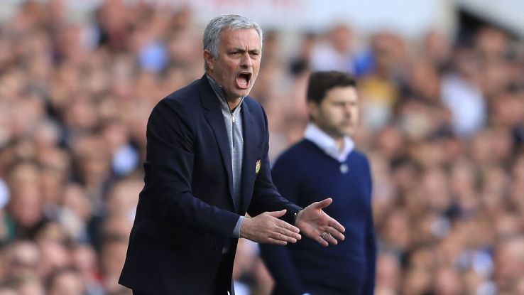 Mourinho trả lời sốc sau trận thua Tottenham