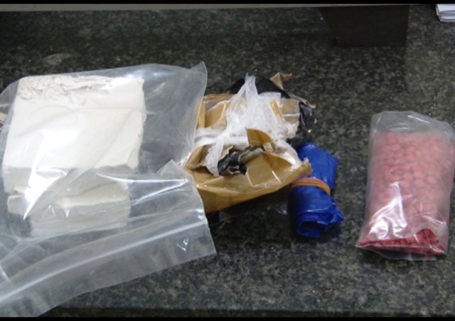 Bánh heroin và gần 1.000 viên ma túy tổng hợp được Công an TP Ninh Bình phát hiện tại nhà Đỗ Thị Viện