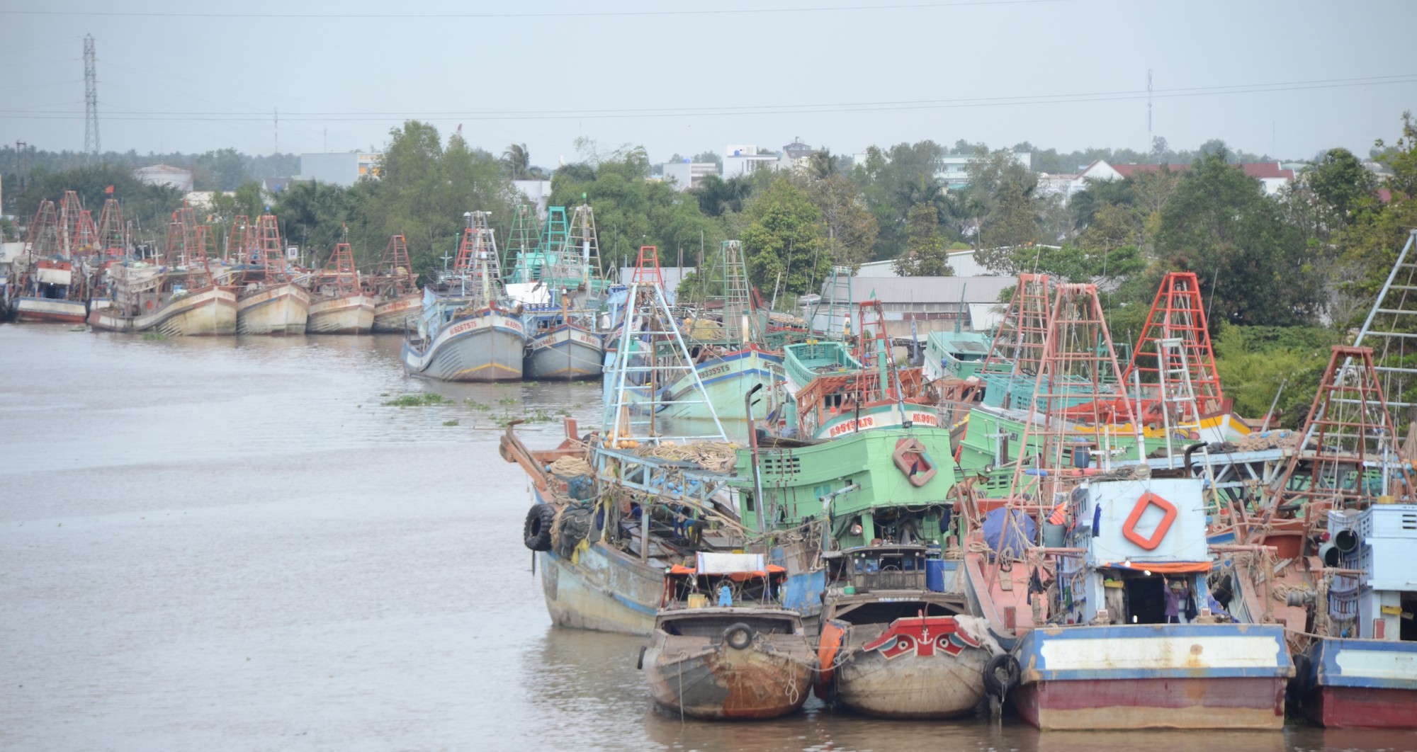 Ph&oacute; Thủ tướng đang chỉ đạo ứng ph&oacute; với b&atilde;o số 16 (Tembin) tại S&oacute;c Trăng - Ảnh 6.