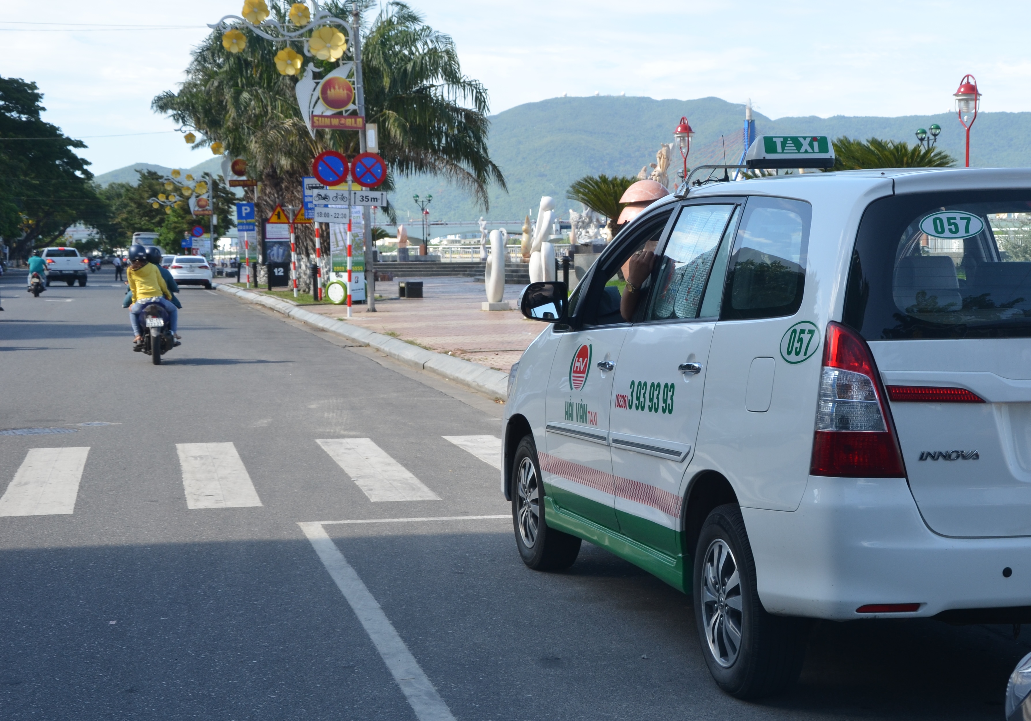 Để tài xế "chặt chém" khách, hãng taxi Hải Vân bị phạt 7 triệu