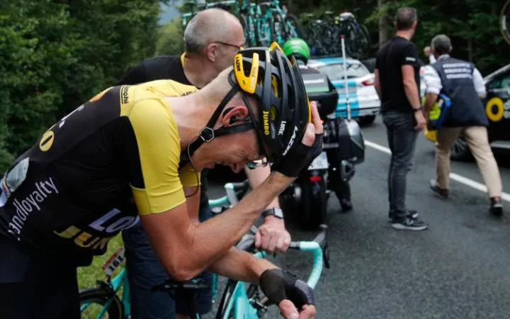 Cua rơ té gãy cổ ở Tour de France 2017 - Ảnh 7.