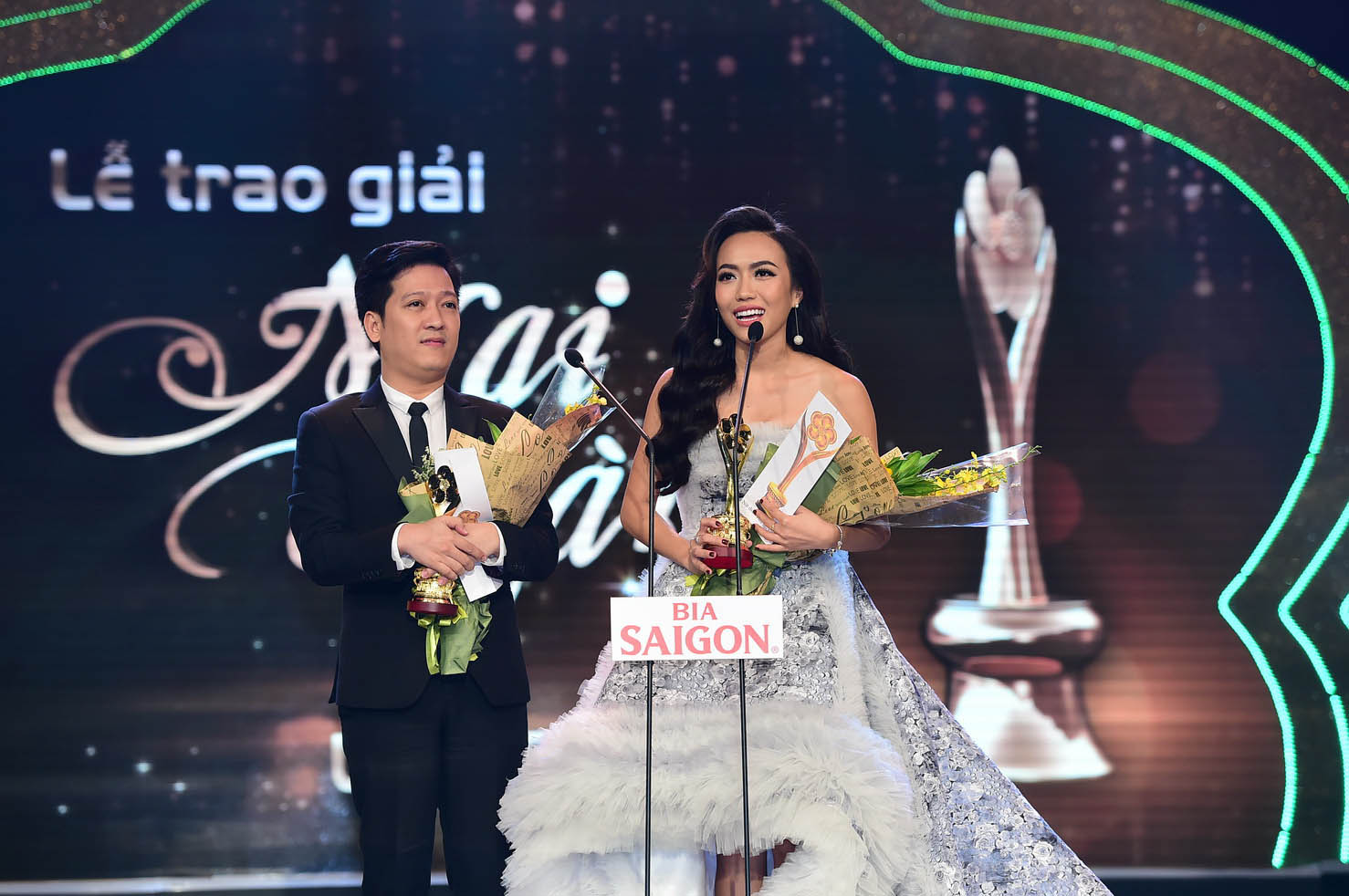 23 bạn đọc trúng thưởng bầu chọn Giải Mai Vàng 2016