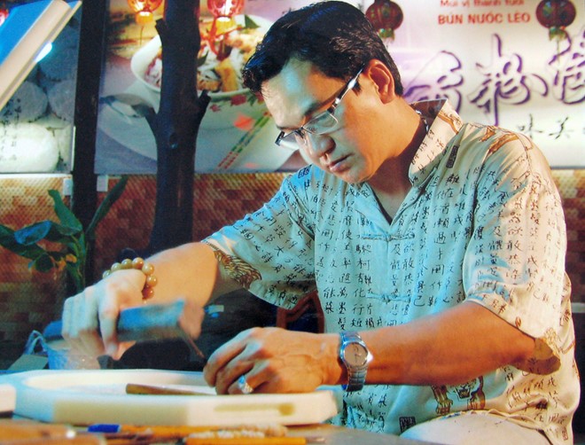Từ người làm công thành 'vua' bánh pía miền Tây