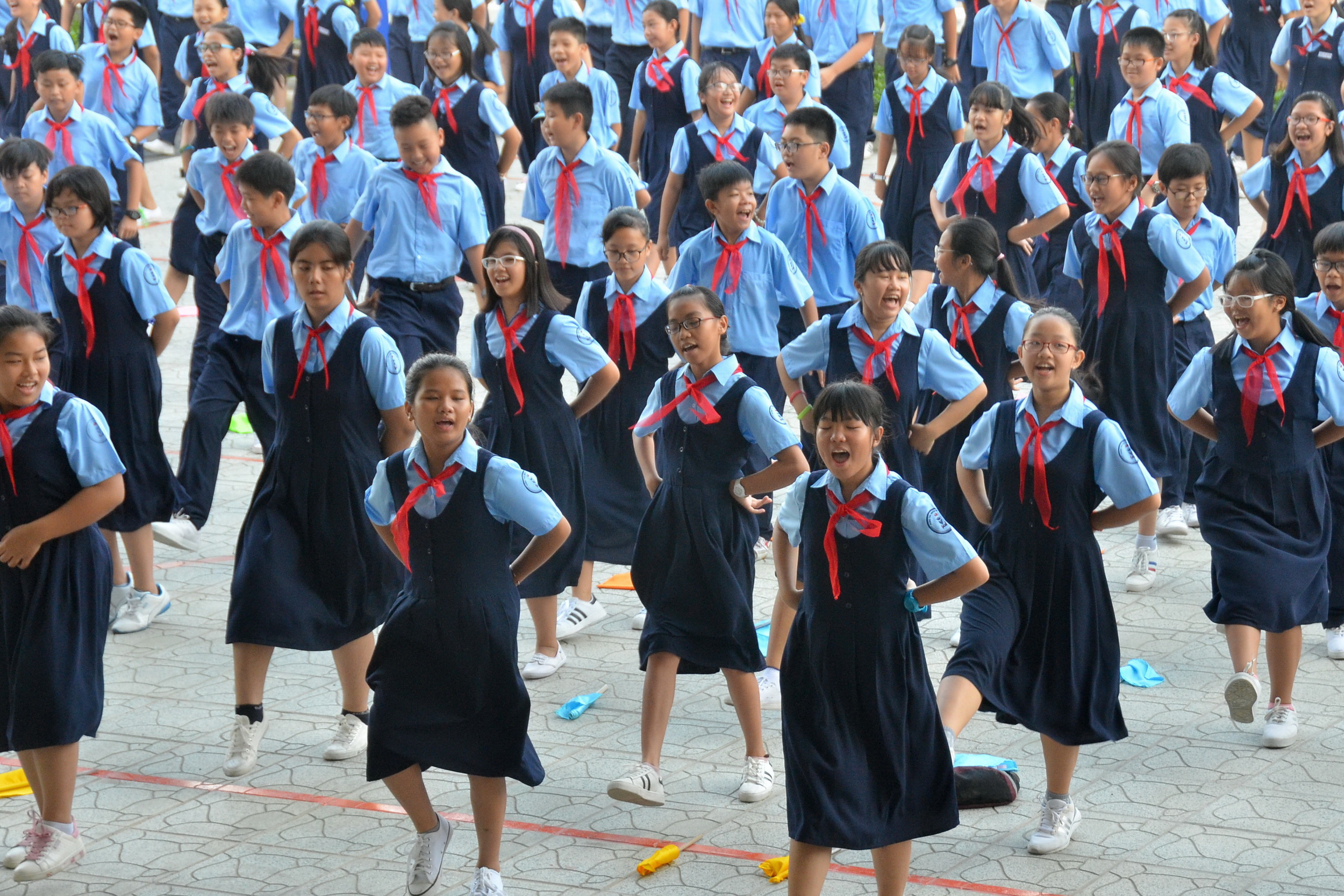 Rạng rỡ nụ cười ngày khai giảng - Ảnh 7.