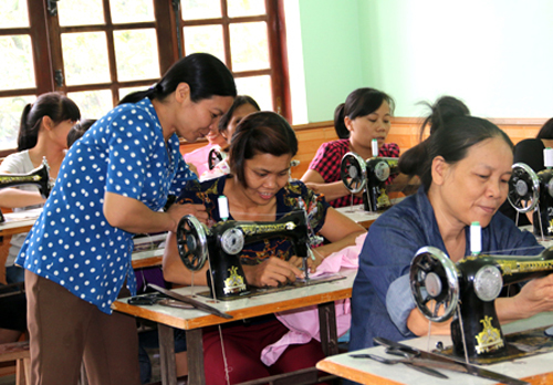 Hỗ trợ 100% kinh phí đóng BHXH cho lao động dân tộc thiểu số - Ảnh 1.