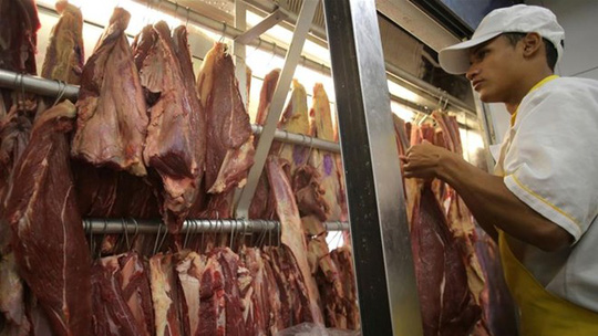 Đề nghị tạm dừng nhập khẩu thịt từ Brazil