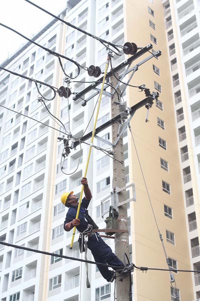 Ngành điện TP HCM tổ chức hội thi thợ giỏi
