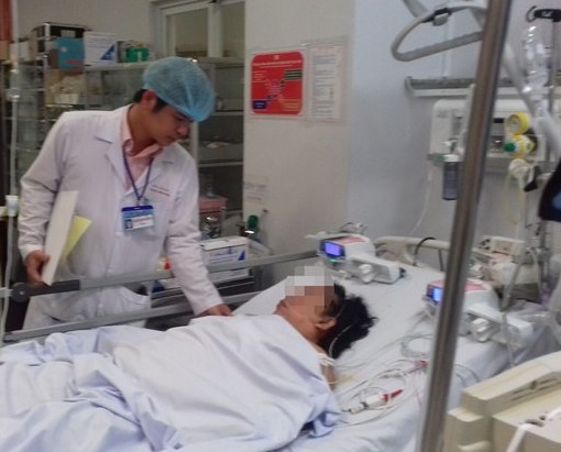 Một phụ nữ ở Cần Thơ tự đâm vào tim!