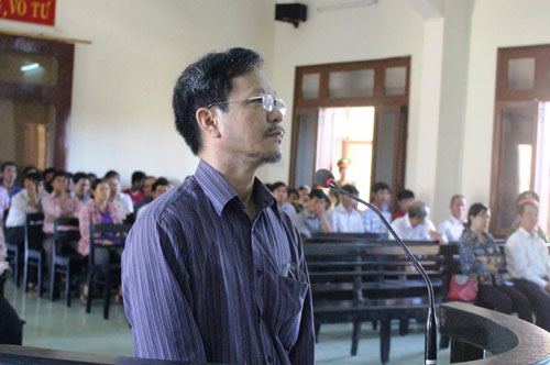 "Rút ruột" dự án, kéo nhau ra tòa