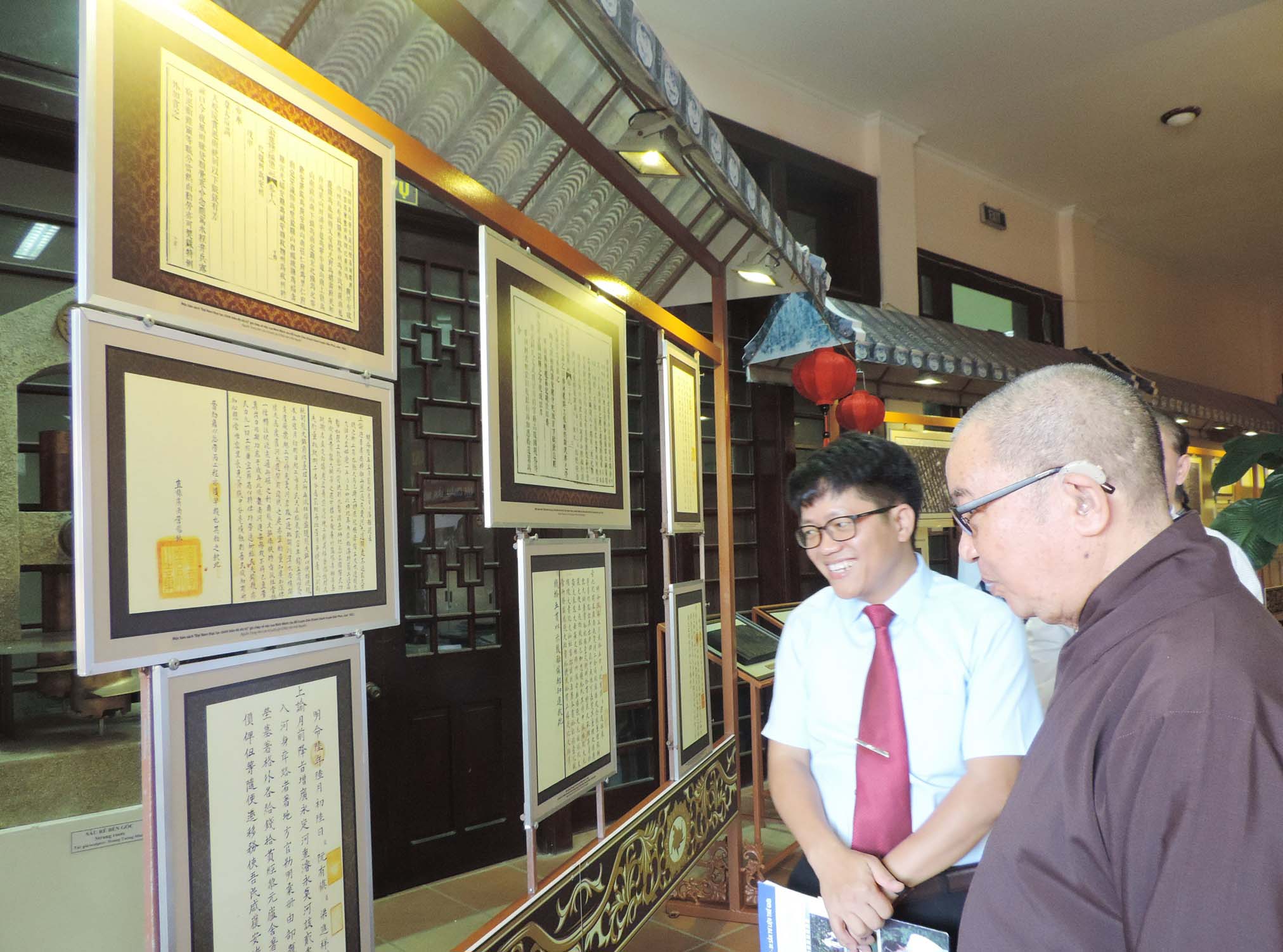 Triển lãm châu bản, mộc bản triều Nguyễn - Ảnh 1.