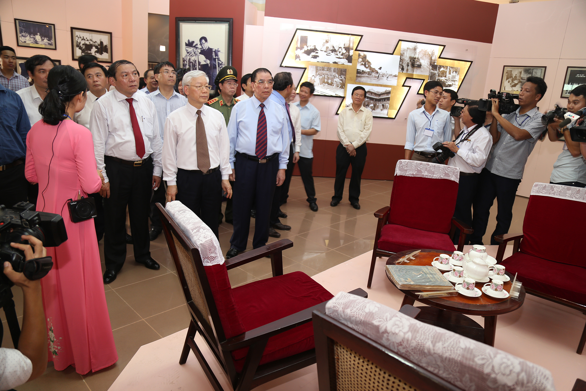 Chỉ có lý luận tiên phong mới có phong trào cách mạng