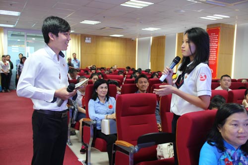 Động viên con CNVC-LĐ khó khăn