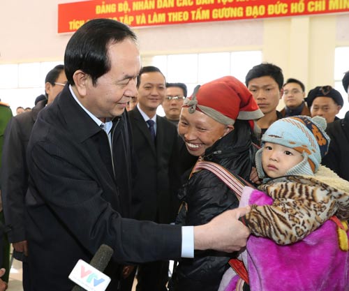 Bảo đảm nhà nhà đều có Tết