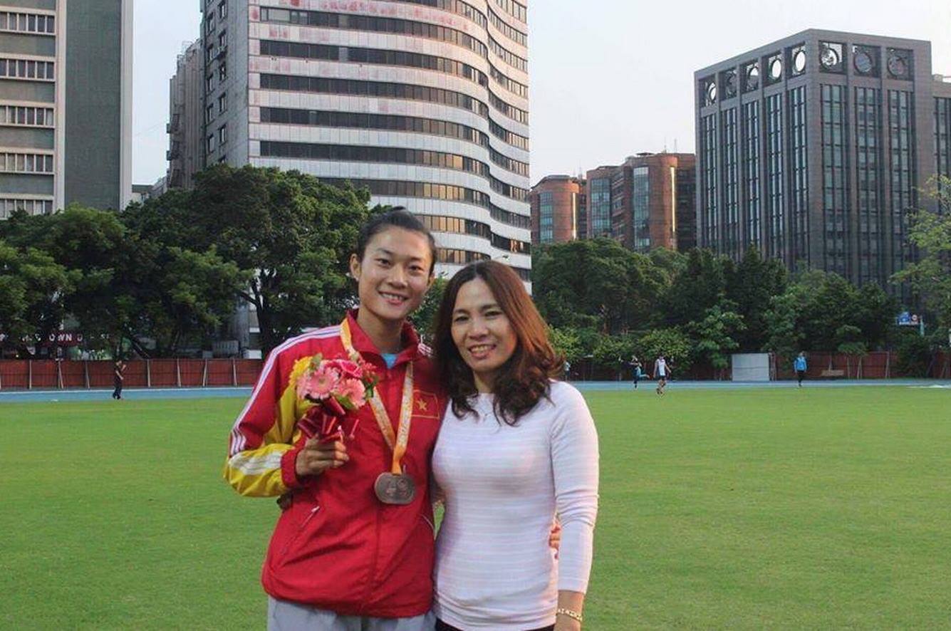 Tú Chinh giành HCV 100 m tại Thái Lan
