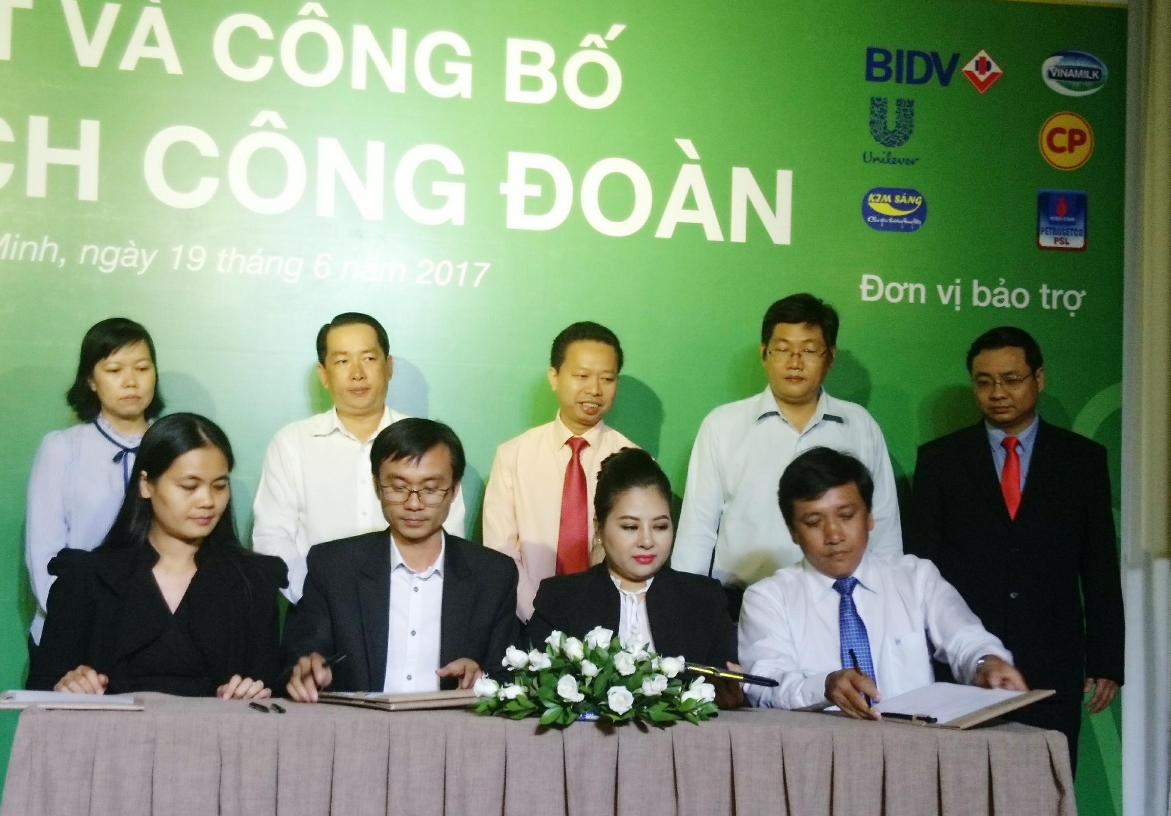 Ph&aacute;t h&agrave;nh thẻ Tiện &iacute;ch C&ocirc;ng đo&agrave;n&rsquo;&rsquo; cho đo&agrave;n vi&ecirc;n - Ảnh 1.