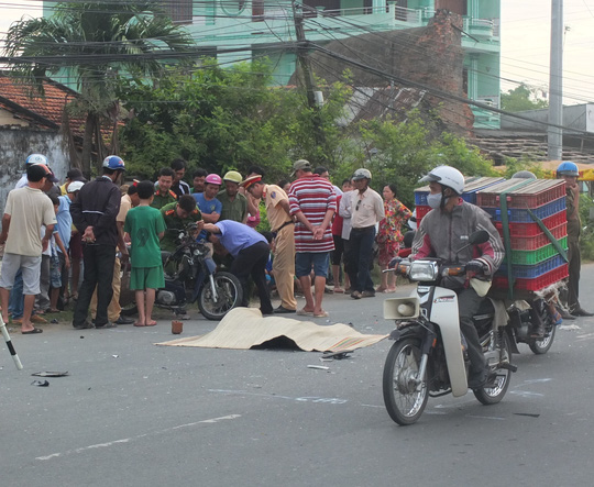 Tông chết cán bộ kiểm lâm, lái xe tải bỏ chạy