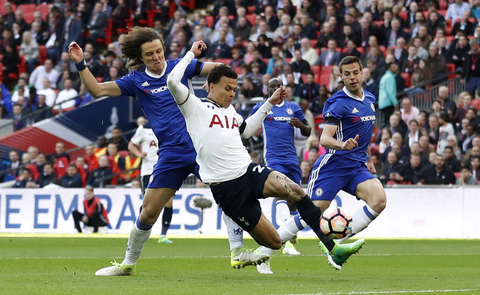 Tottenham - Chelsea: Nhà vô địch khát điểm