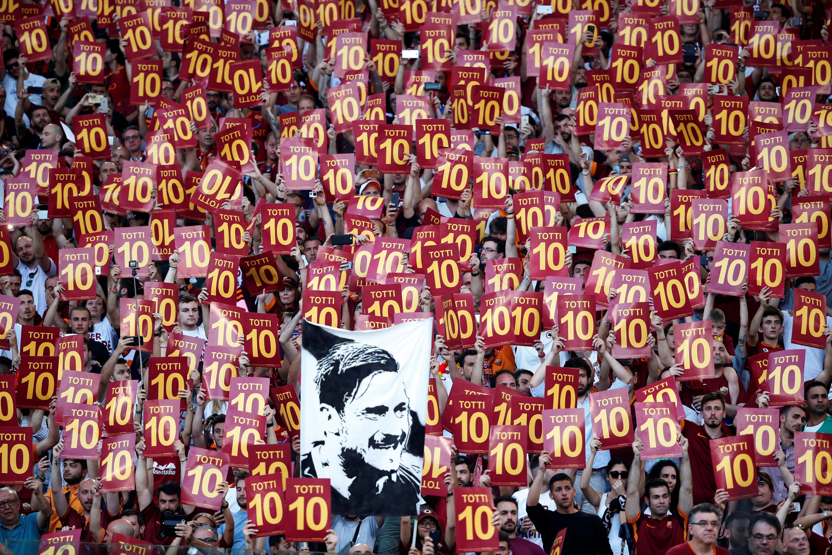Totti và biểu tượng của lòng trung thành