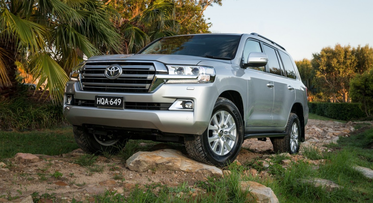 &Ocirc; t&ocirc; SUV nhập ngoại giảm 170 triệu: C&uacute; chấn động mới - Ảnh 2.