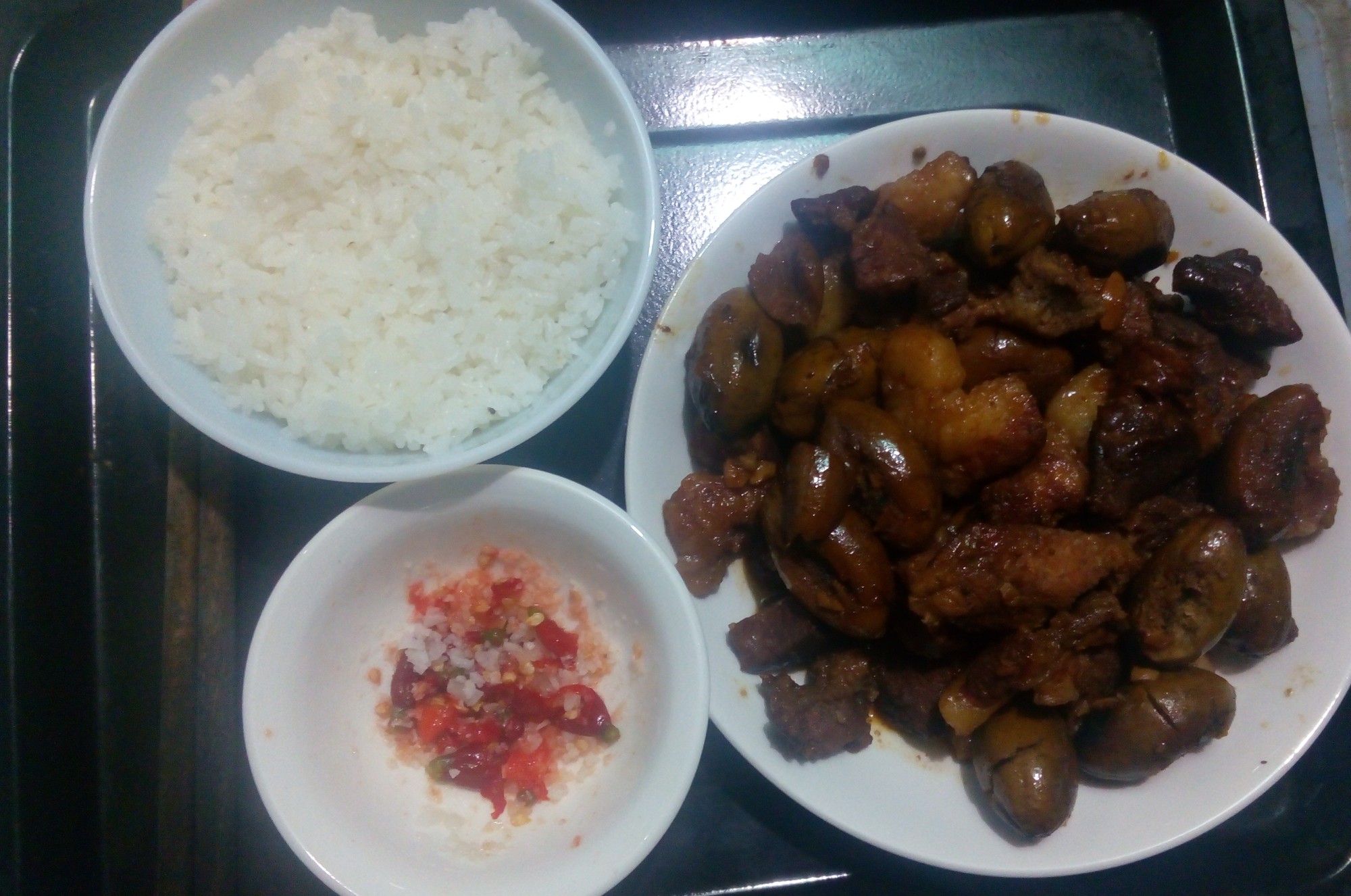 Ăn trám quê nhà, nước bọt tứa đầy kẽ răng