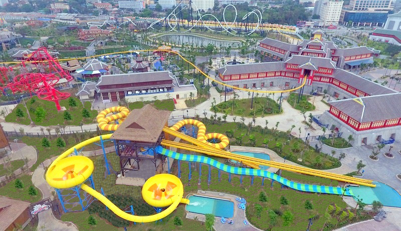 Công viên nước hiện đại nhất Đông Nam Á khai trương tại Hạ Long