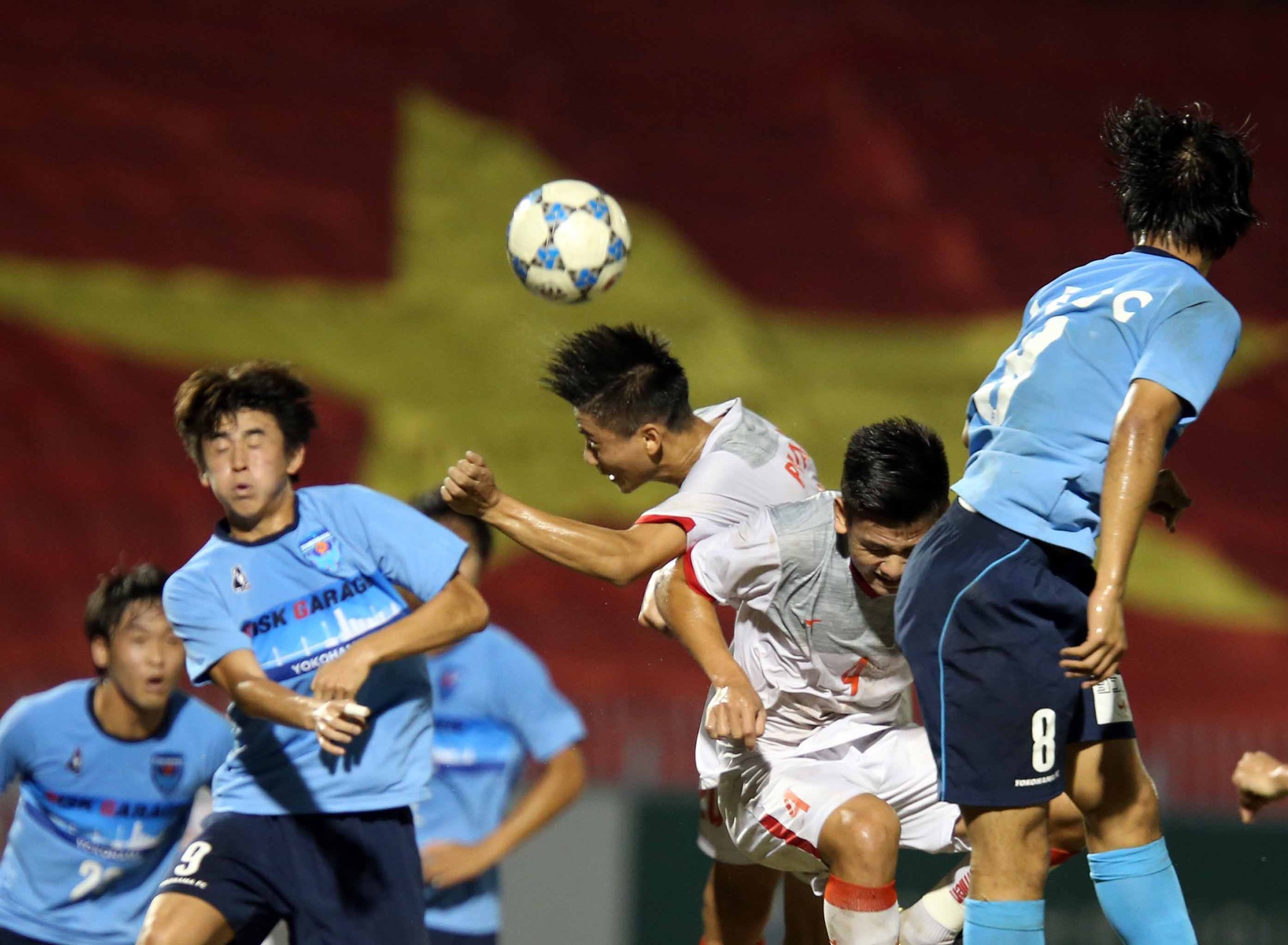 U21 Yokohama bảo vệ được ngôi vô địch U21