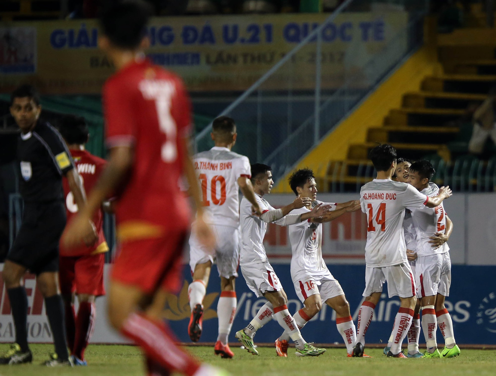 Thắng Myanmar, U21 Việt Nam nhiều cơ hội vào chung kết