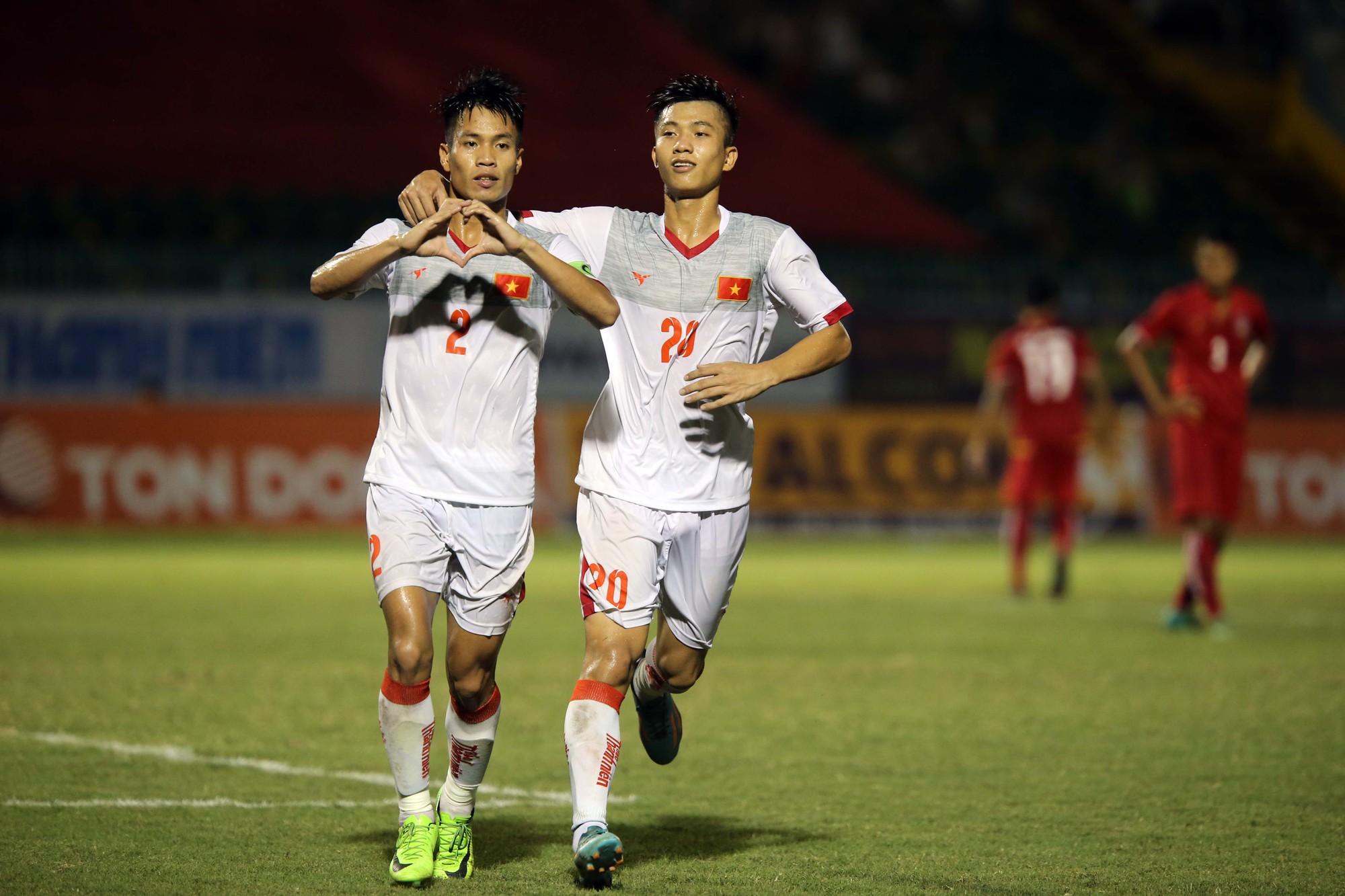 U21 Việt Nam rộng cửa vào chung kết